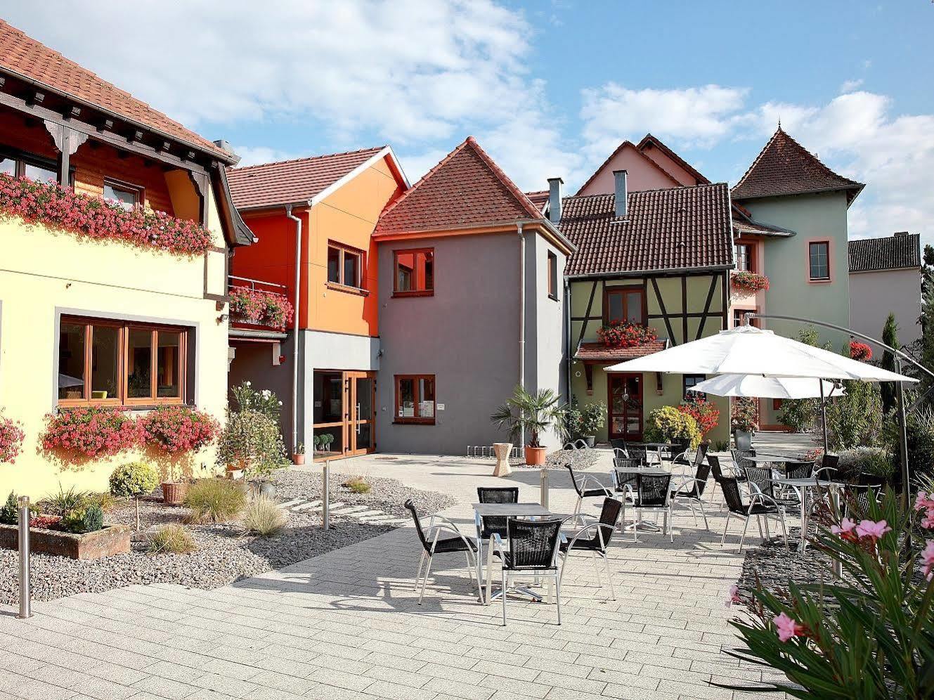 Les Portes De La Vallee Turckheim Exterior photo